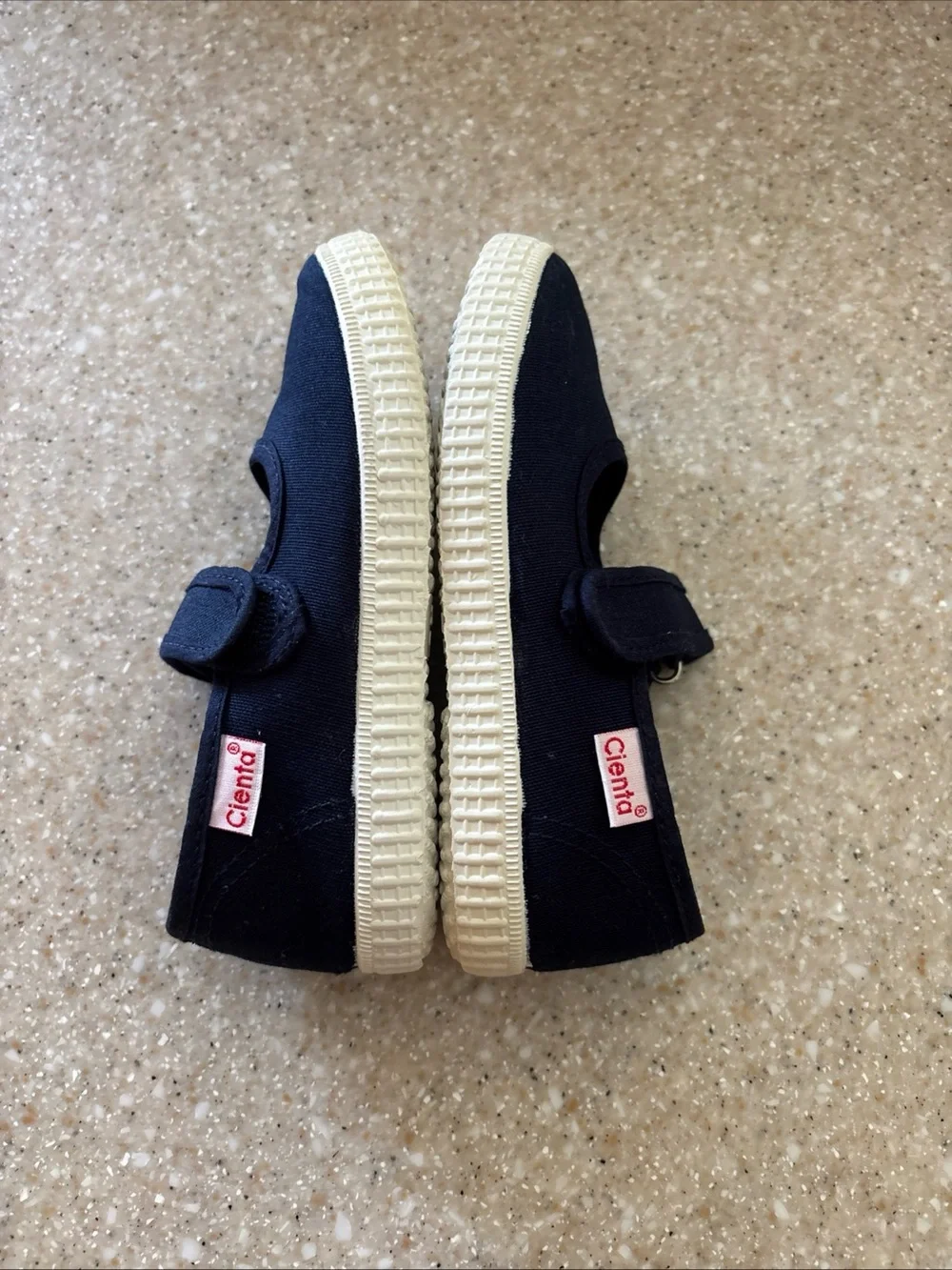 Cienta Navy Canvas Mary Jane Sneakers with Velcro Strap